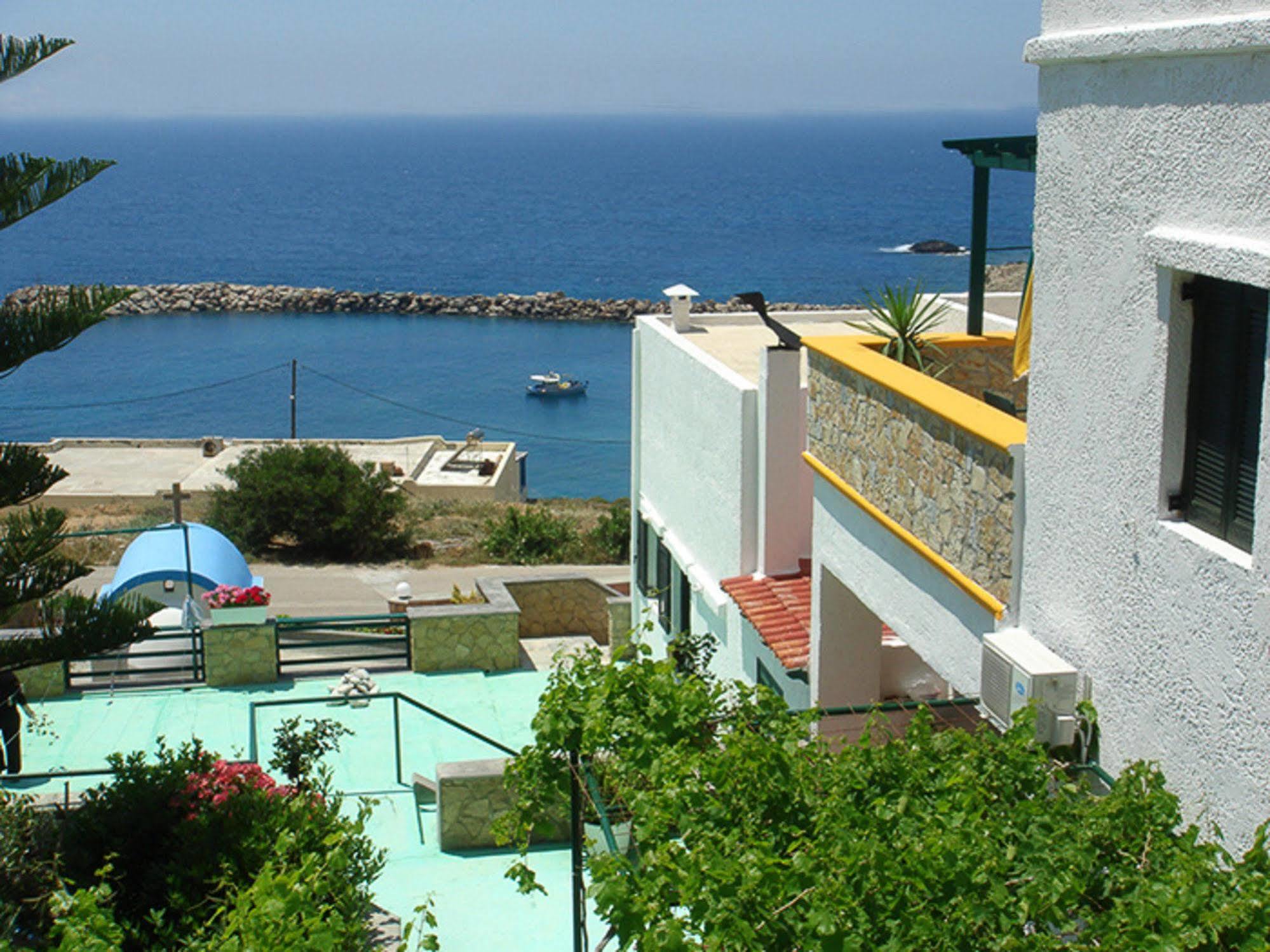 Finiki View Hotel Apartments Екстер'єр фото